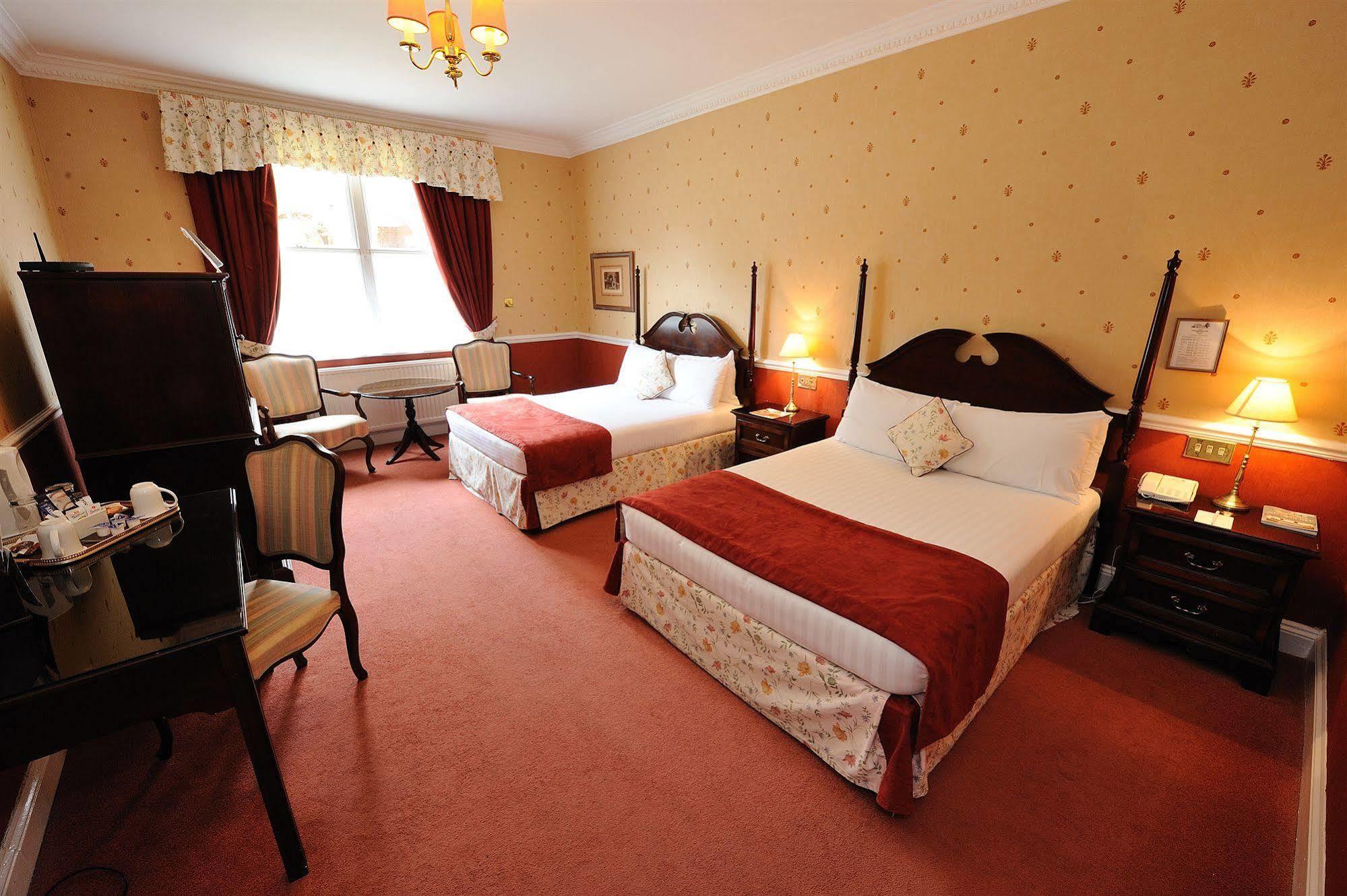 Pendley Manor Отель